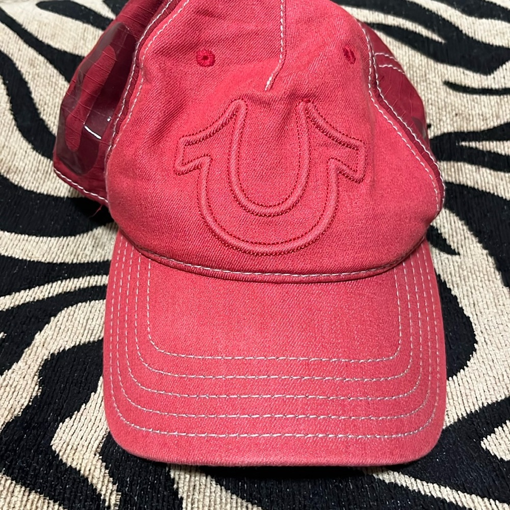 Red Used True Religion Hat